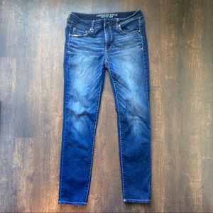 American Eagle Outfitters Skinny Jeans Size 10.